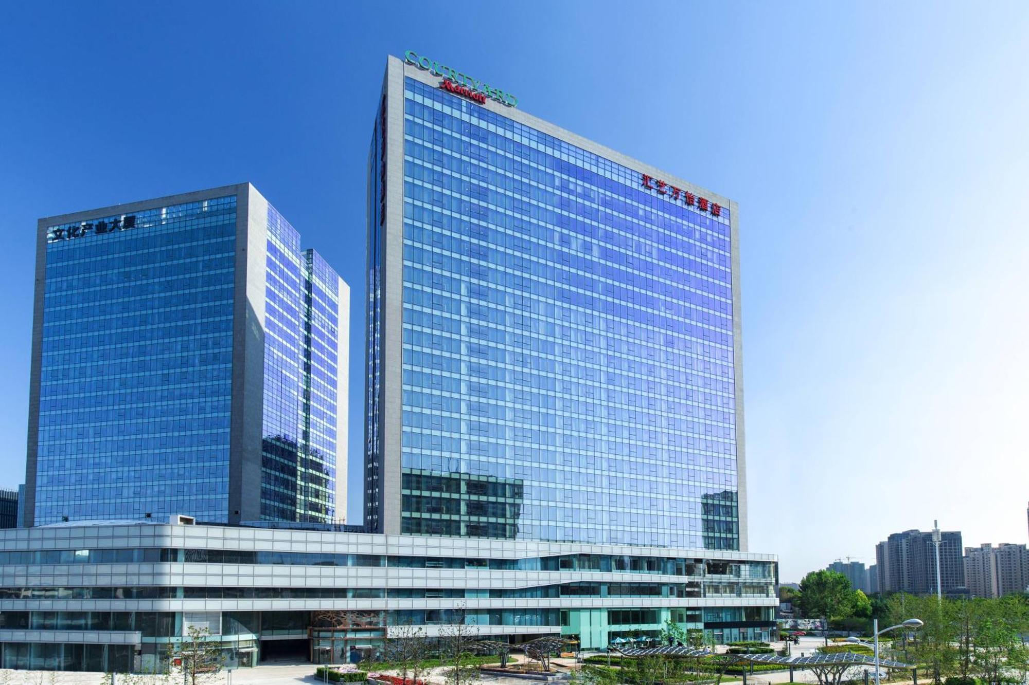 Courtyard By Marriott Zhengzhou East Hotel Bagian luar foto