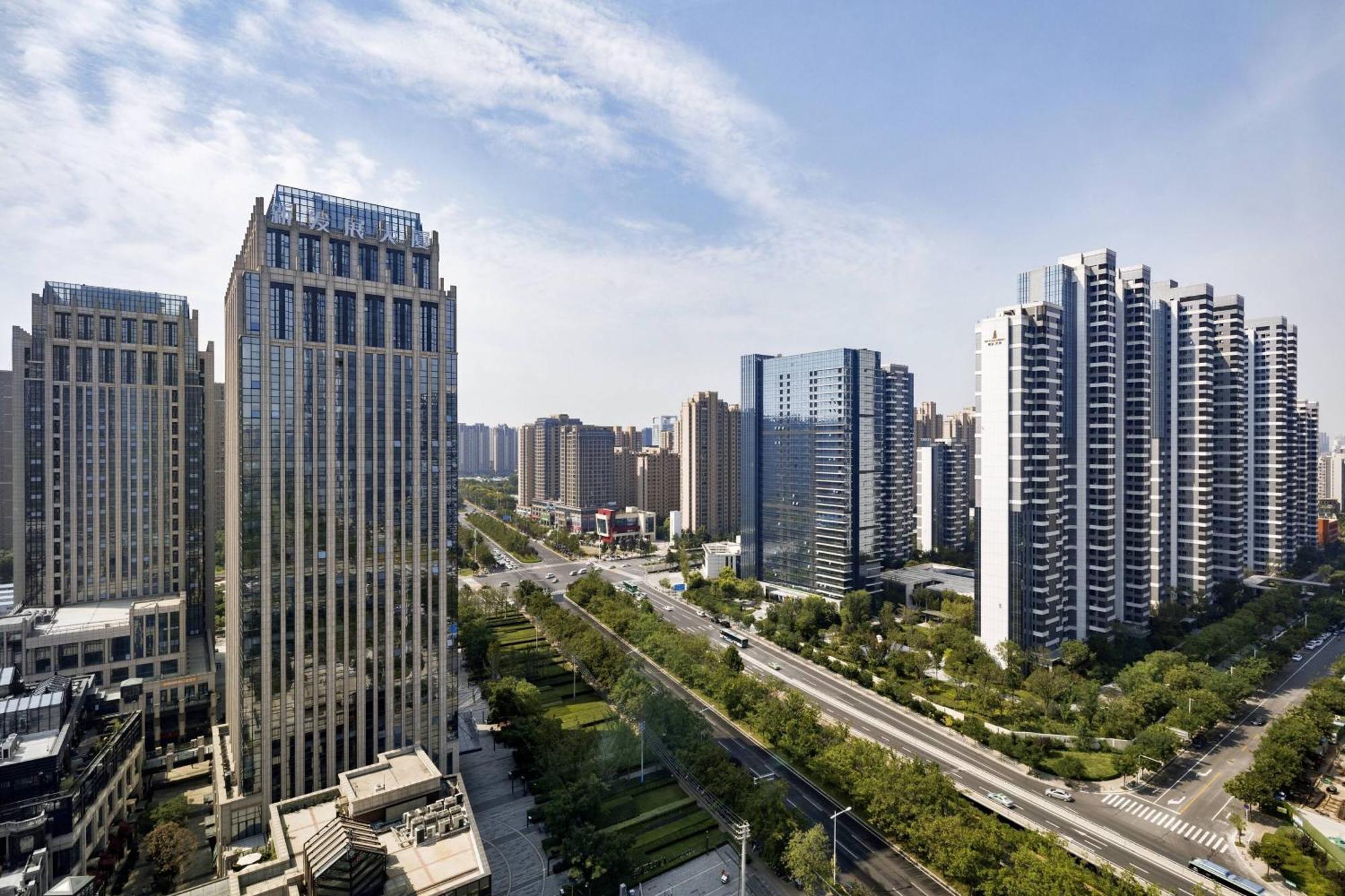 Courtyard By Marriott Zhengzhou East Hotel Bagian luar foto